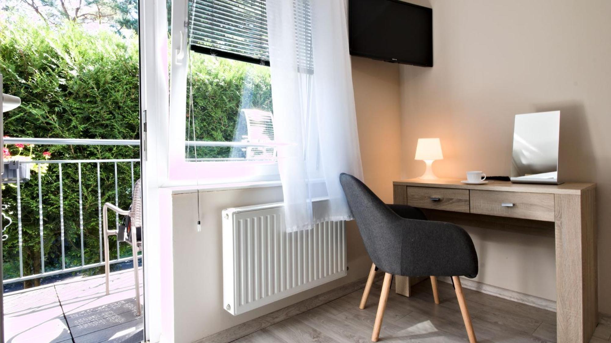 Lc Pokoje & Apartamenty Pobierowo Eksteriør billede