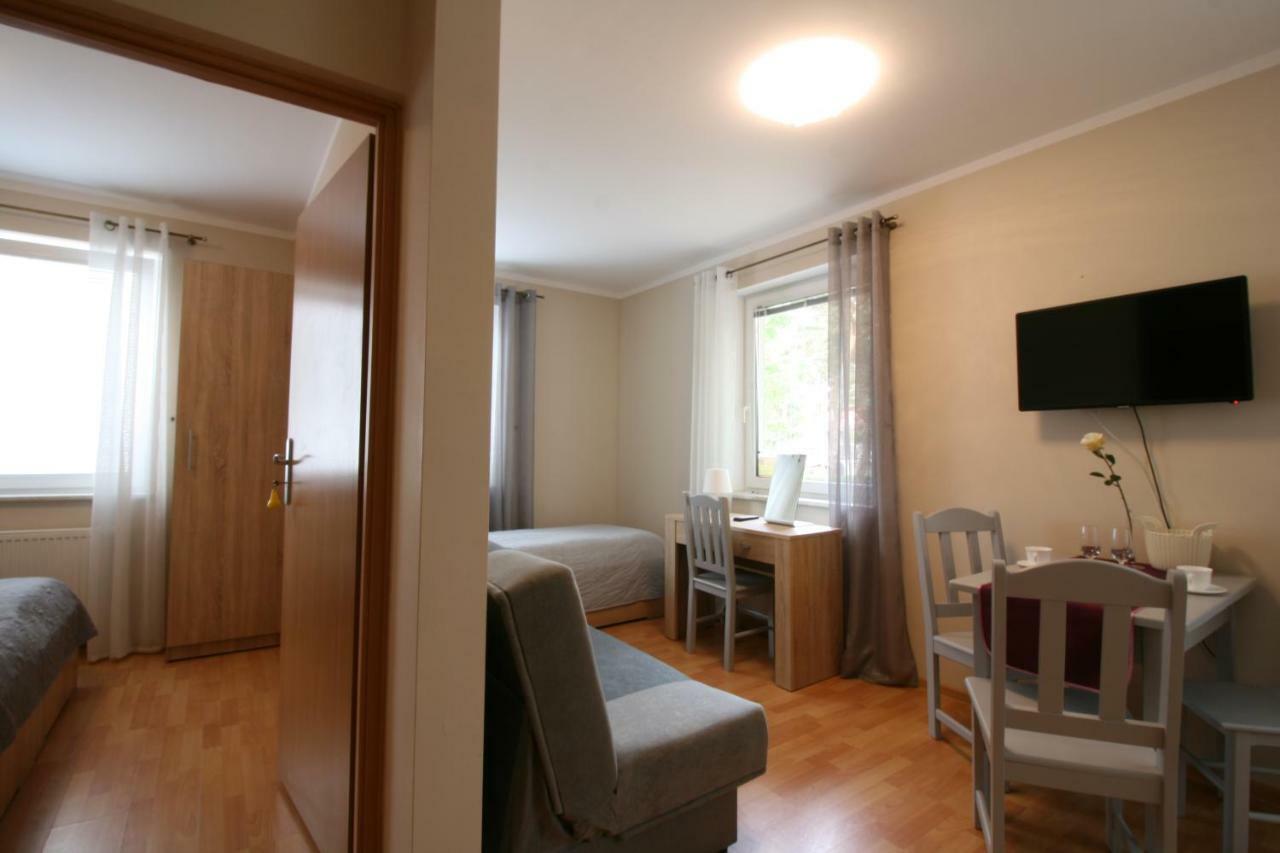 Lc Pokoje & Apartamenty Pobierowo Eksteriør billede